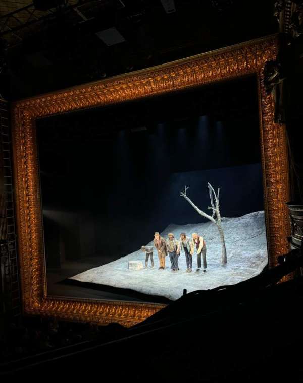 Theatre Royal Haymarket, section: Royal Circle, row: A, seat: 9