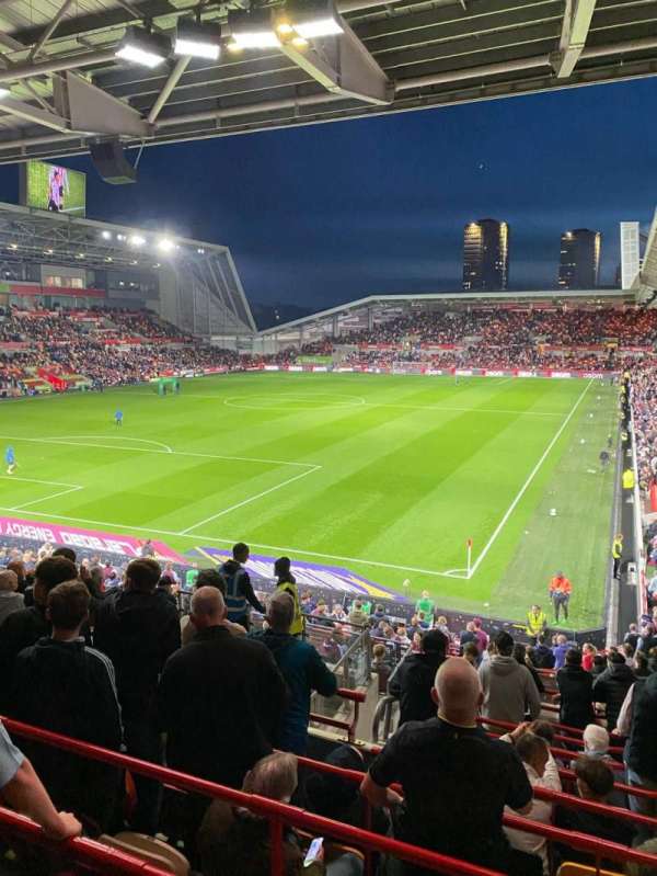 Gtech Community Stadium, section: E216, row: 25, seat: 416