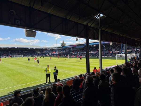 Kenilworth Road, section: G, row: N, seat: 130