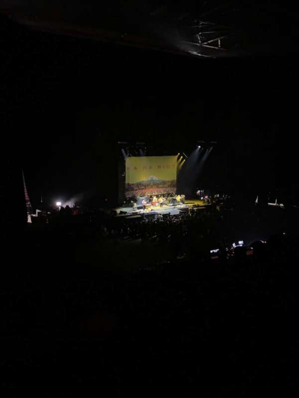 Moda Center, section: 203, row: M, seat: 10