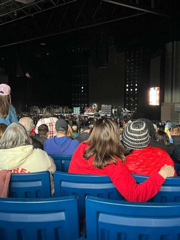 Cascades Amphitheater, section: 201, row: N, seat: 34