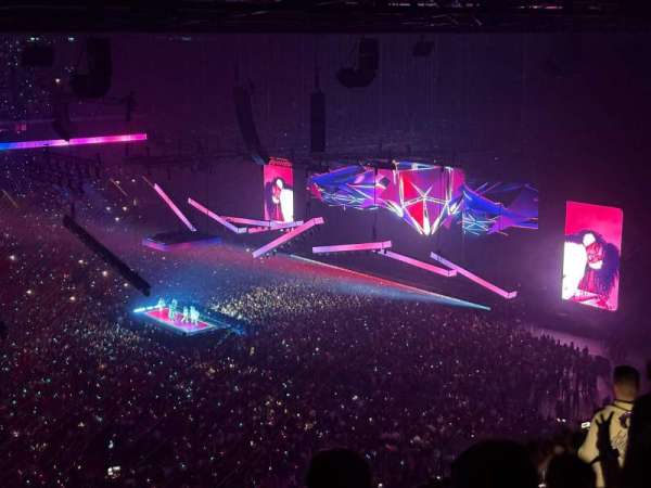 Paris La Défense Arena, section: 417, row: 61, seat: 5
