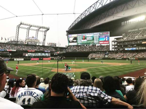 T-Mobile Park, section: 129, row: 15, seat: 7