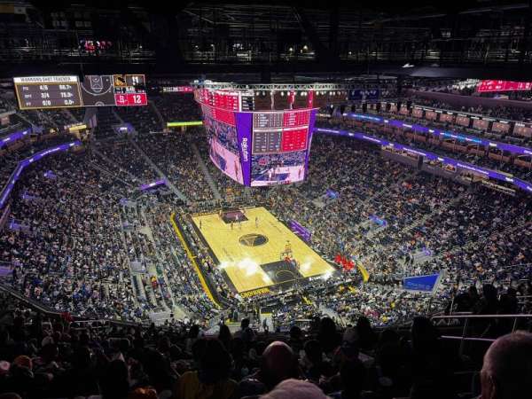 Chase Center, section: 215, row: 20, seat: 10