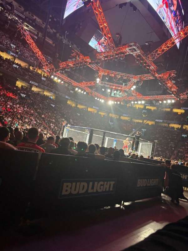 Centre Bell, section: 103, row: AA, seat: 5