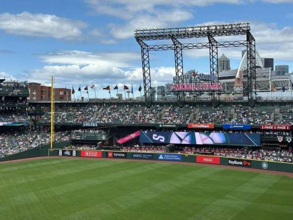 T-Mobile Park, section: 213, row: 8, seat: 17