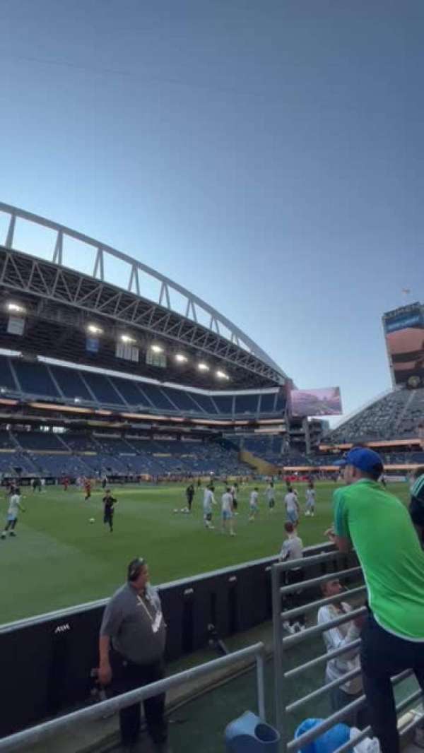 Lumen Field, section: 112, row: B, seat: 3-4