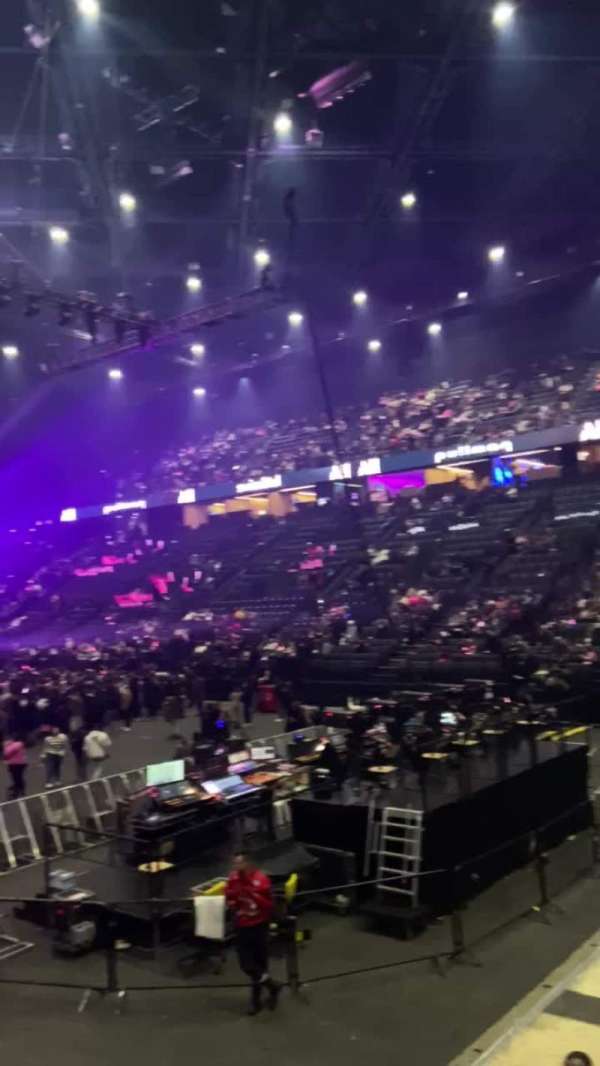 Accor Arena, section: Gradin T, row: 21, seat: 1