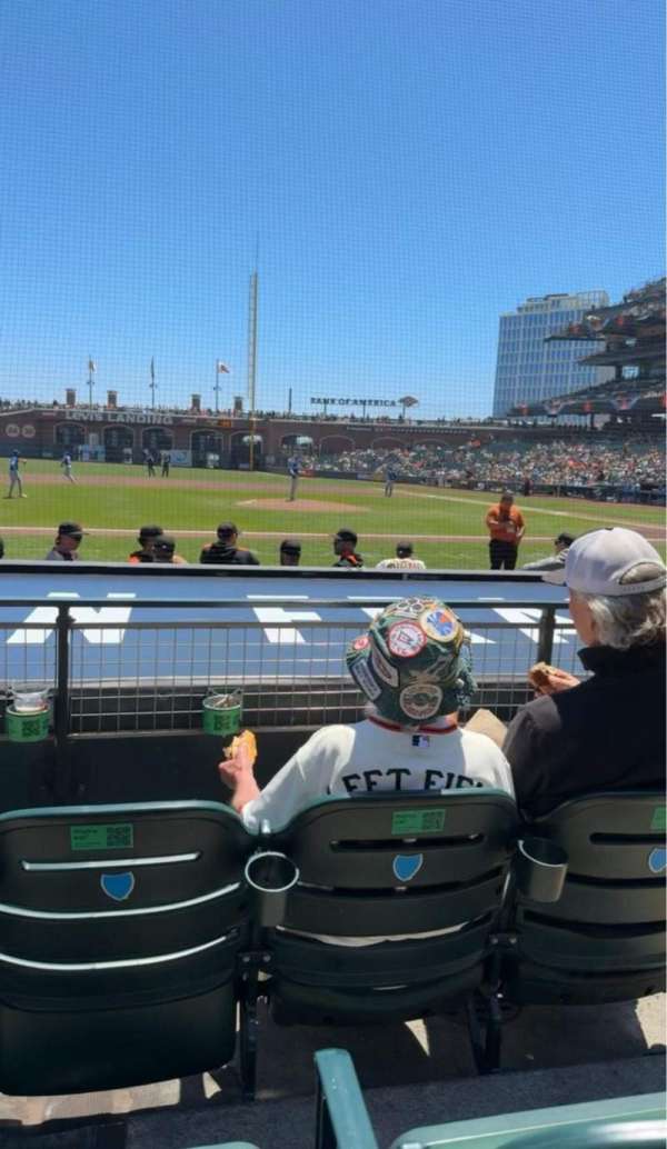 Oracle Park, section: 123, row: D, seat: 3