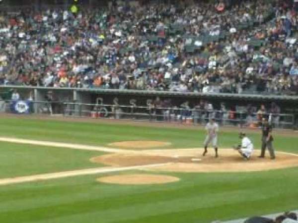 Rate Field, section: 142, row: 22, seat: 3
