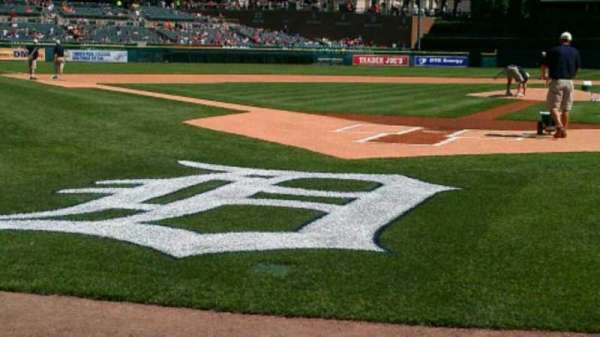 Comerica Park, section: 125, row: 3, seat: 8