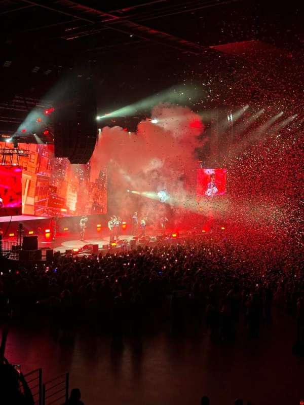 Arena Grand Paris, section: 11, row: O, seat: 129