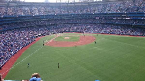 Rogers Centre, section: 505L, row: 4, seat: 109