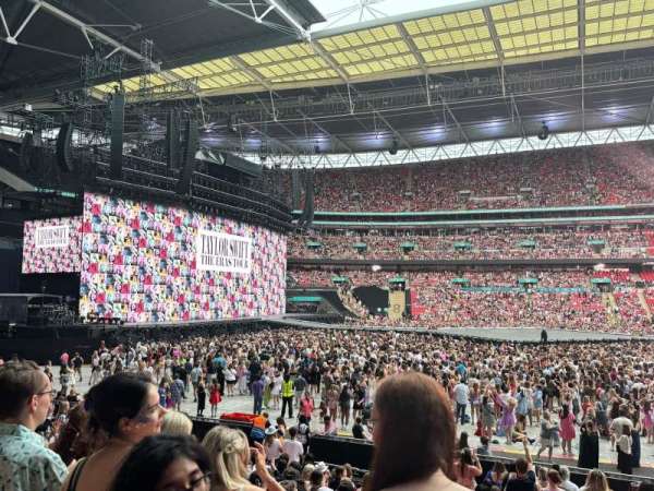 Wembley Stadium, section: 124, row: 19, seat: 49