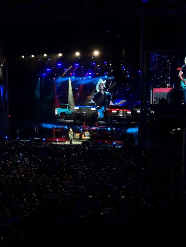 Hartford Healthcare Amphitheatre, section: 302, row: MMM, seat: 20