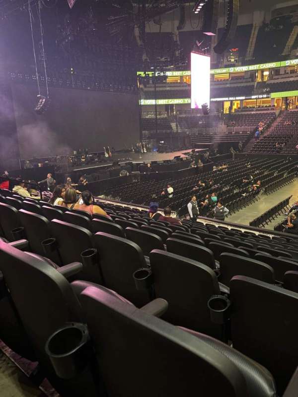 Honda Center, section: 209, row: N, seat: 2