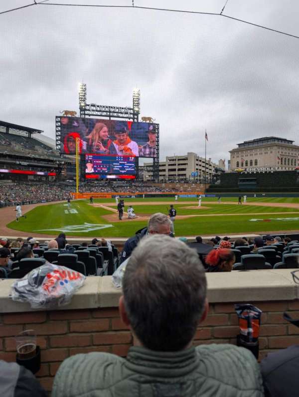 Comerica Park, section: 125, row: JJJ, seat: 6