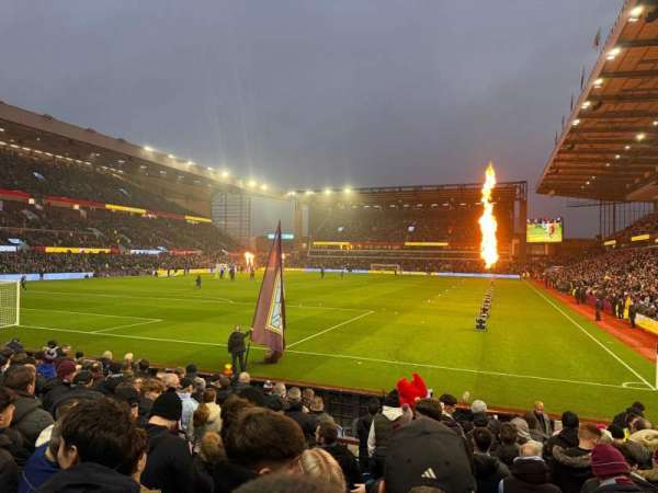 Villa Park, section: L3, row: O, seat: 62