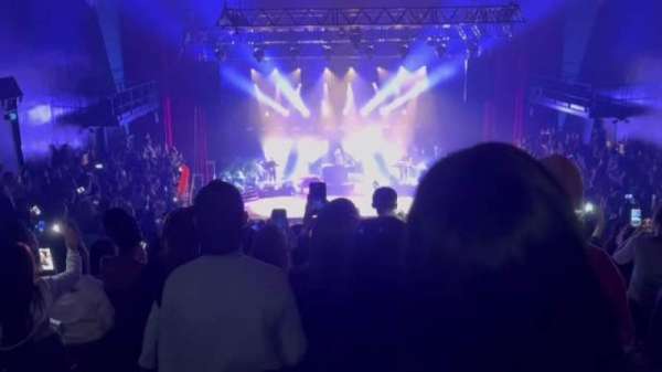 L'Olympia, section: Balcon, row: 19, seat: 09