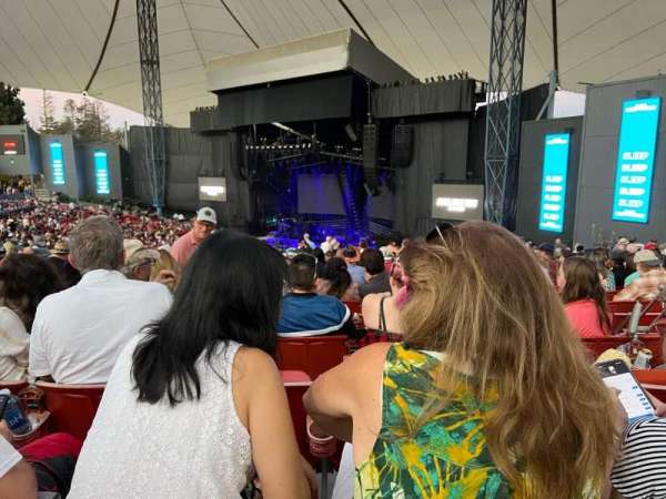 Shoreline Amphitheatre, section: 200, row: N, seat: 26