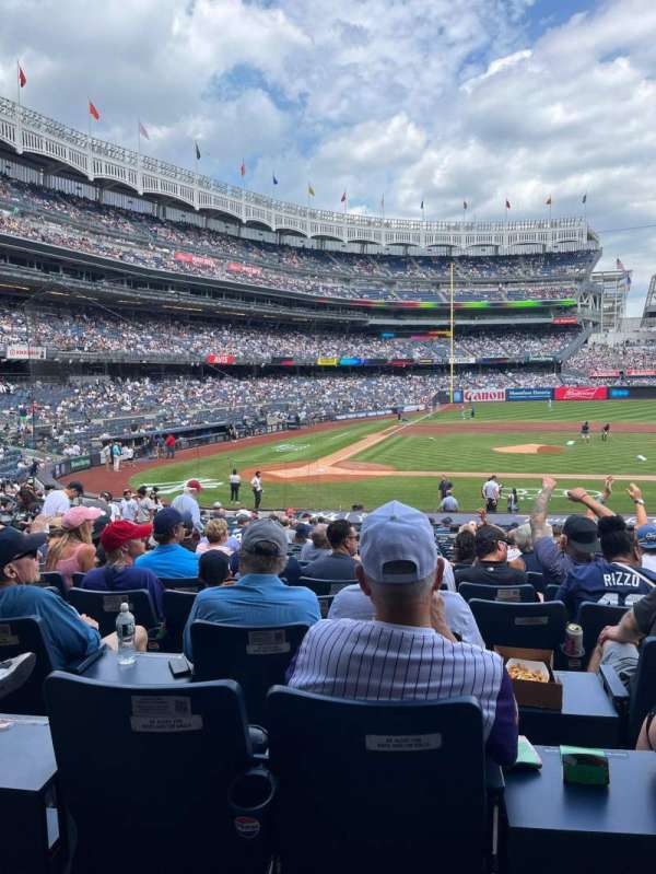 Yankee Stadium, section: 117A, row: 14, seat: 6