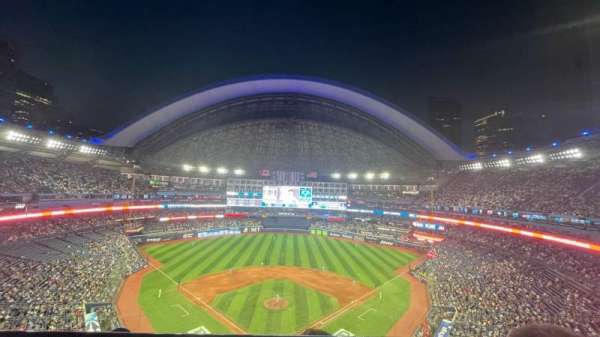 Rogers Centre, section: 524, row: 6, seat: 2