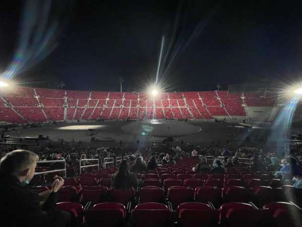 Los Angeles Memorial Coliseum, section: 106A, row: 37, seat: 14