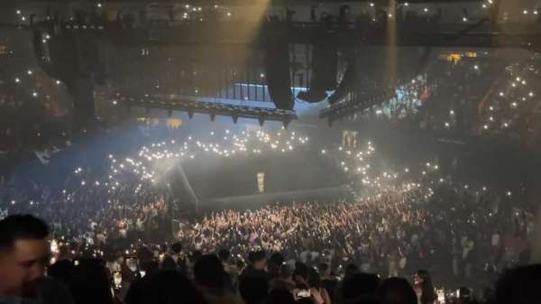 Kia Forum, section: 212, row: 13, seat: 9-10