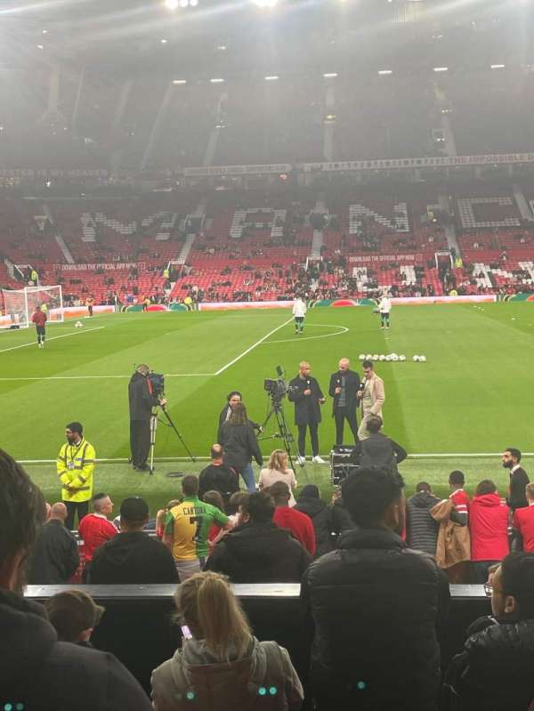 Old Trafford, section: S122, row: 6, seat: 200