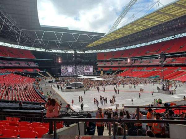 Wembley Stadium, section: 115, row: 39, seat: 105