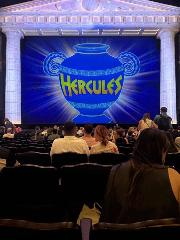 Theatre Royal Drury Lane, section: Stalls, row: M, seat: 26
