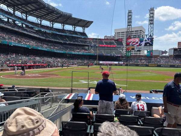 Truist Park, section: 21, row: 11, seat: 3