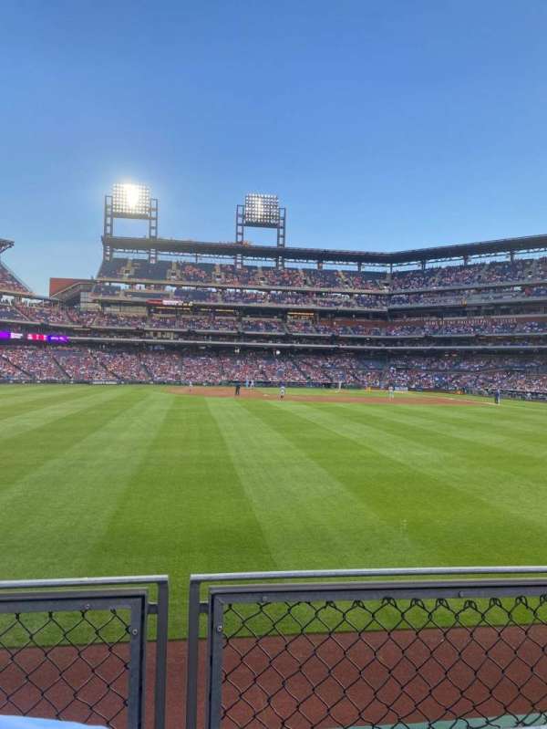 Citizens Bank Park, section: 144, row: 1, seat: 11