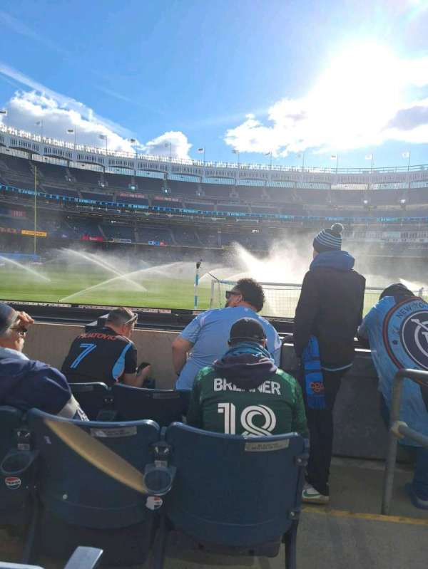 Yankee Stadium, section: 136, row: 4, seat: 1