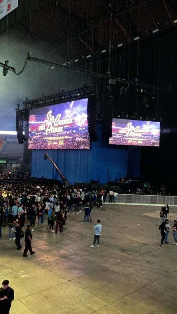 Palacio de los Deportes, section: D10, row: A, seat: 11