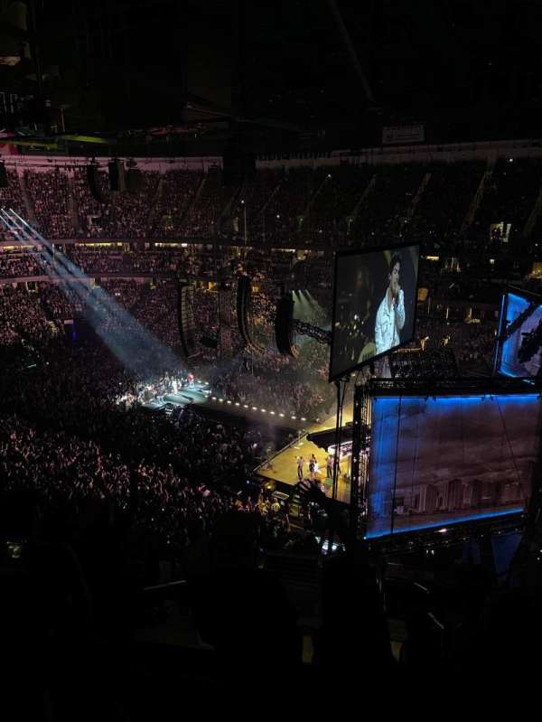 Honda Center, section: 429, row: M, seat: 5