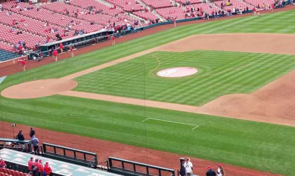 Busch Stadium, section: 240, row: 4, seat: 14