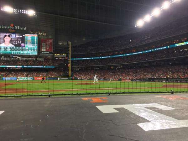 Daikin Park, section: 113, row: 5, seat: 6