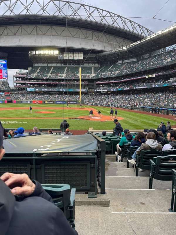 T-Mobile Park, section: 136, row: 16, seat: 1