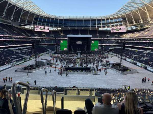 Tottenham Hotspur Stadium, section: 254, row: 41, seat: 213