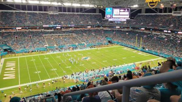 Hard Rock Stadium, section: 322, row: 18, seat: 8