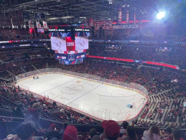 Capital One Arena, section: 404, row: J, seat: 8