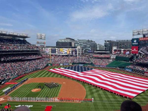 Nationals Park, section: 320, row: D, seat: 18