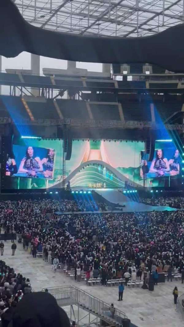 SoFi Stadium, section: 226, row: 5, seat: 6