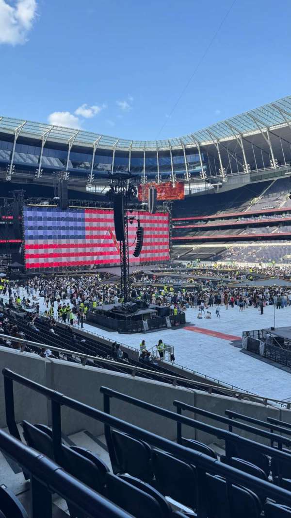 Tottenham Hotspur Stadium, section: 260, row: 23, seat: 413