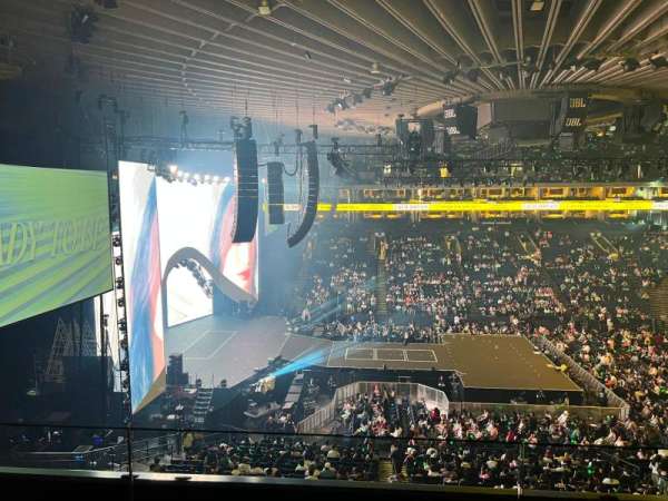 Oakland Arena, section: M43, row: 1, seat: 6
