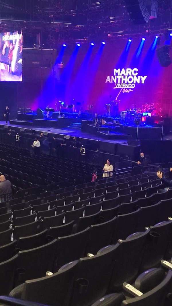 Barclays Center, section: 8, row: 8, seat: pasillo