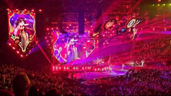 Madison Square Garden, section: 225, row: 6, seat: 14