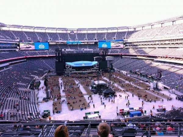 MetLife Stadium, section: 228B, row: 4, seat: 12