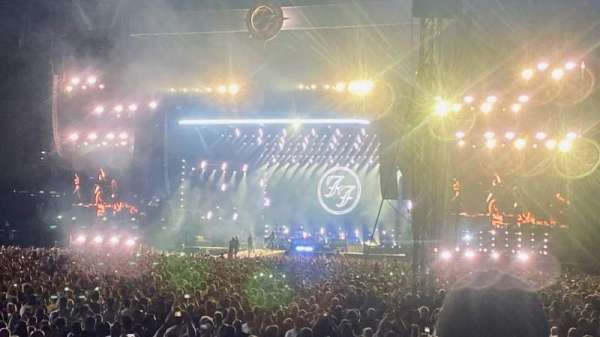 London Stadium, section: 105, row: 10, seat: 388